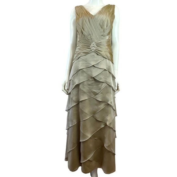 Jade Women Pleated Front Prom Dress Layered Ruffle Sleeveless Clay Gray Size 12 - Picture 1 of 8